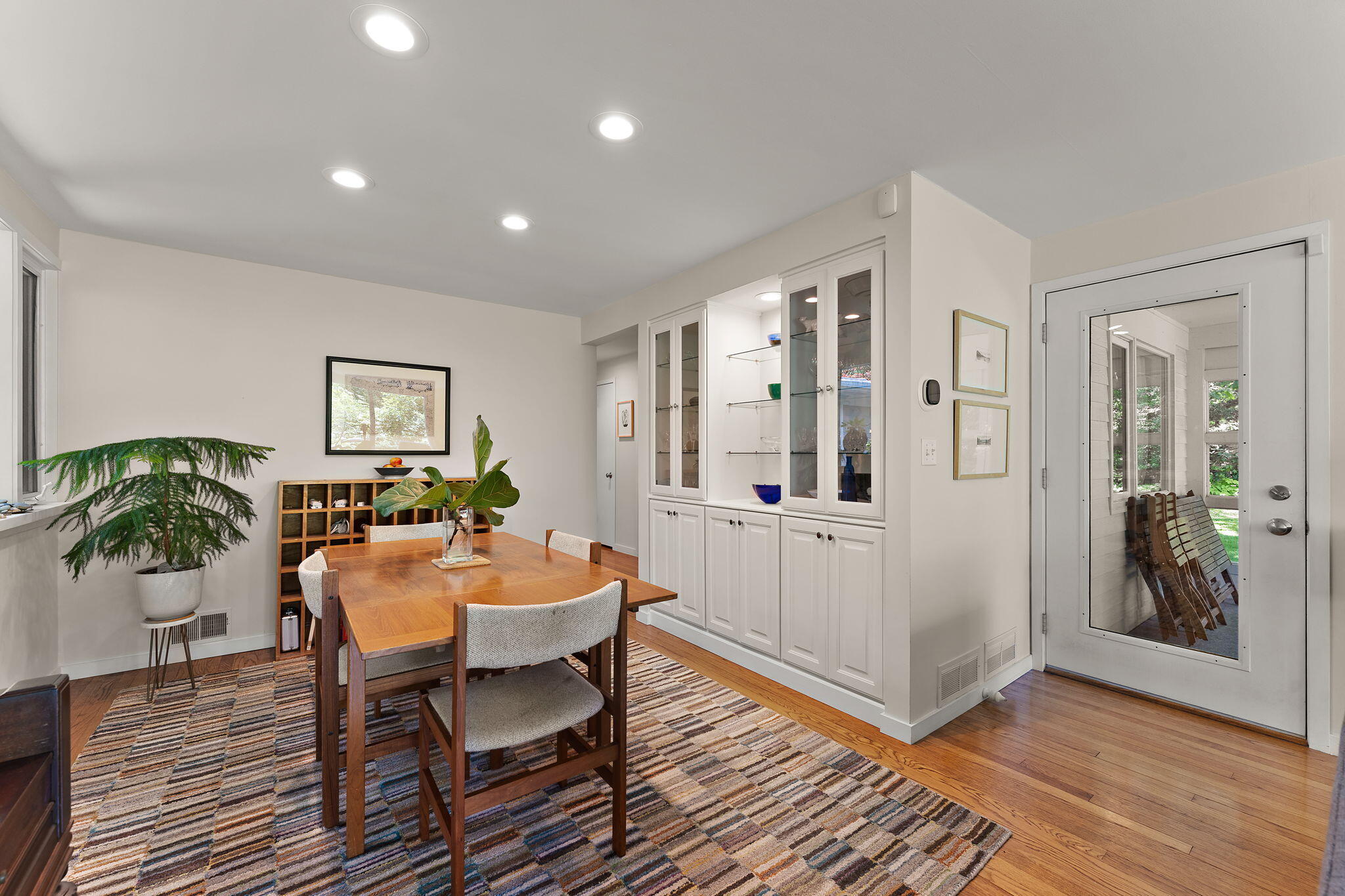 1412 Del Vista Drive
