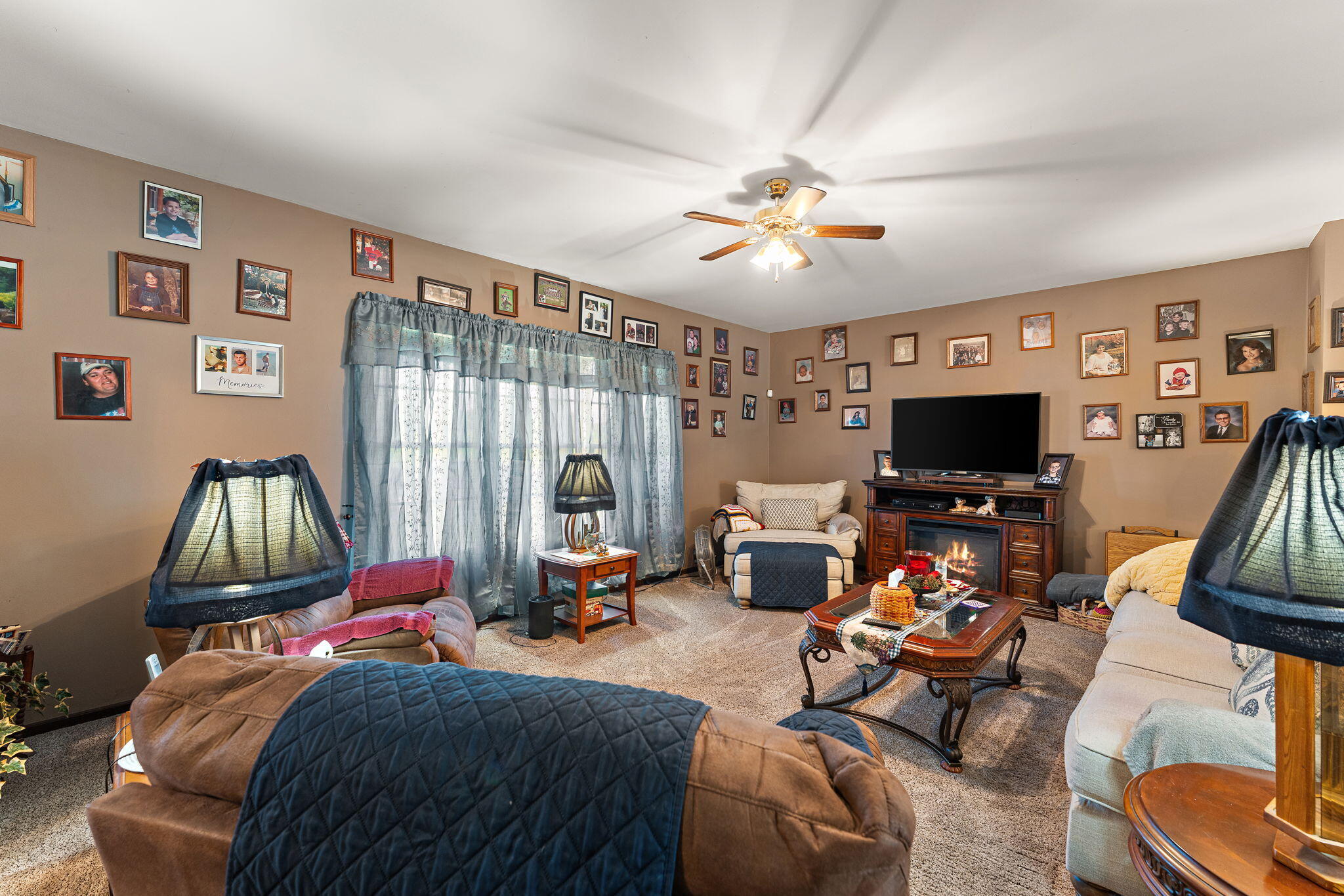 6 S Fish Lake Street