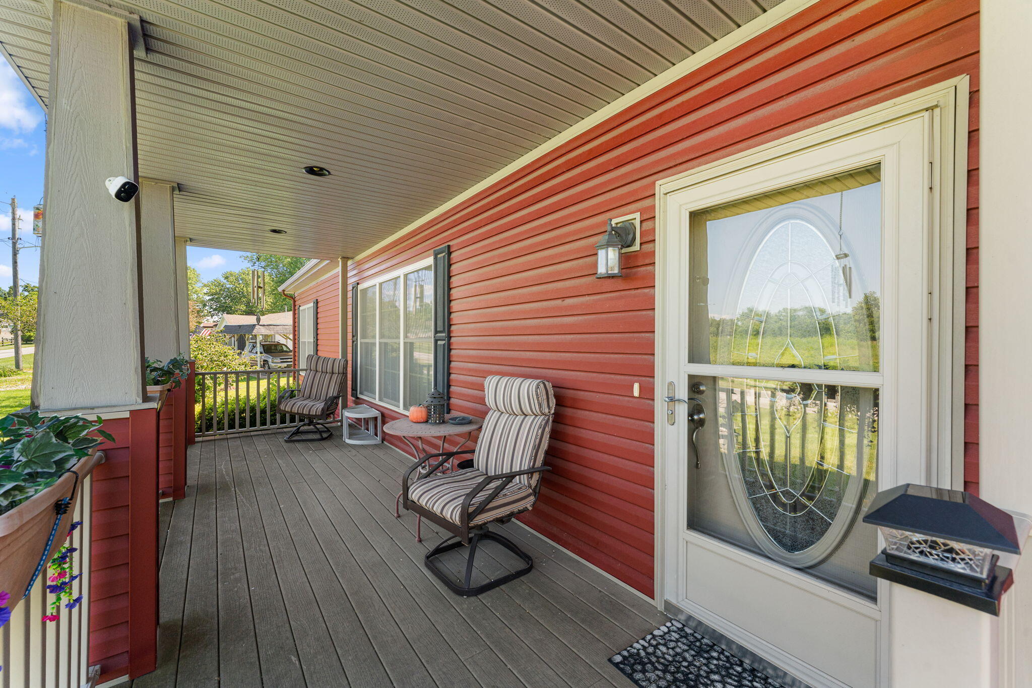 6 S Fish Lake Street