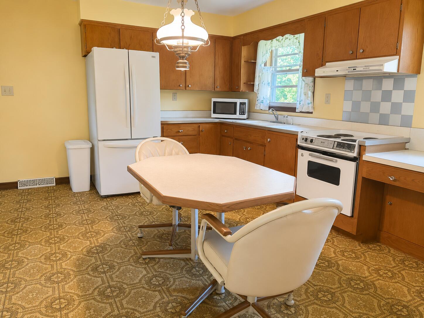 4126 E 31st Avenue Unit: Rr1