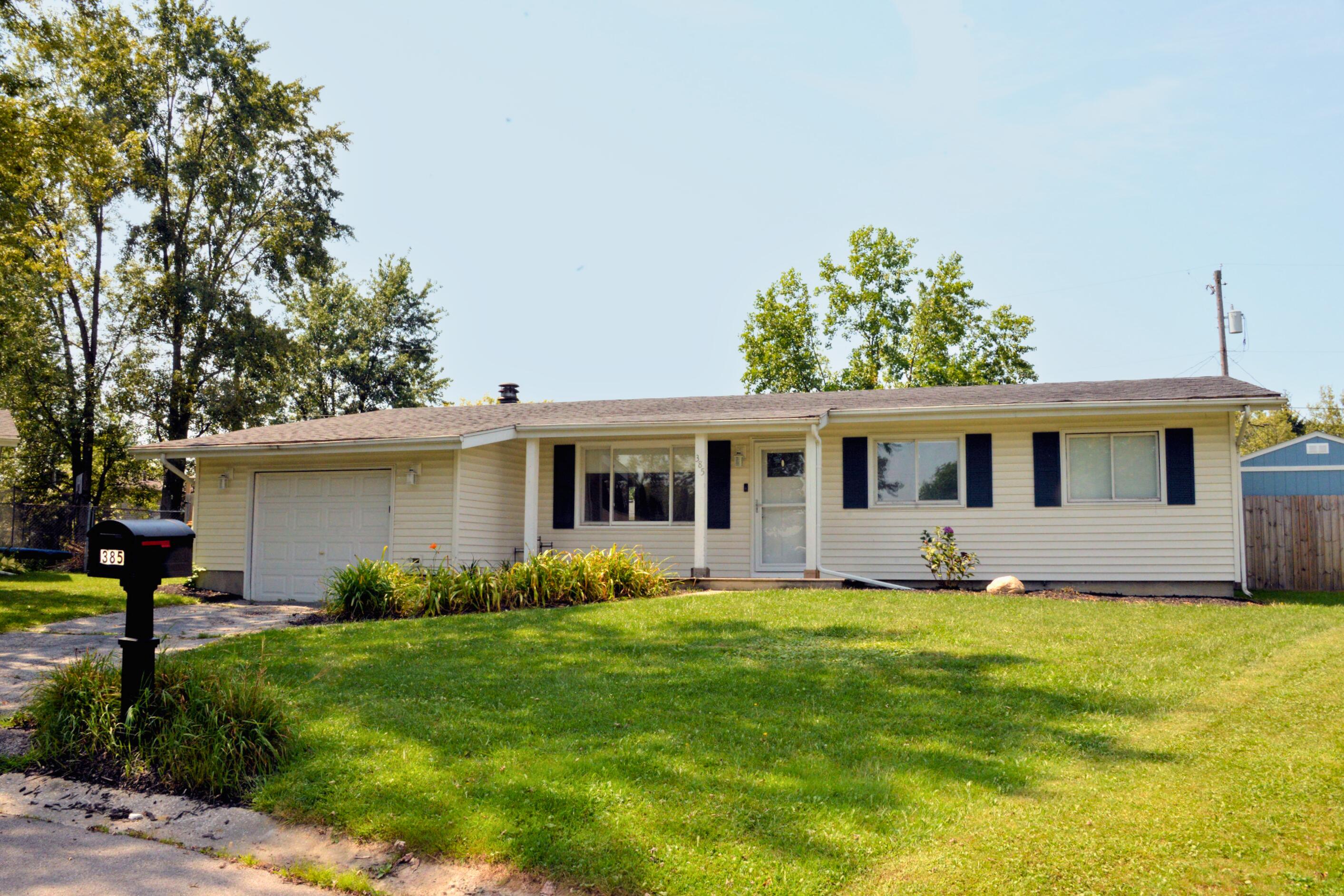 385 Riviera Court