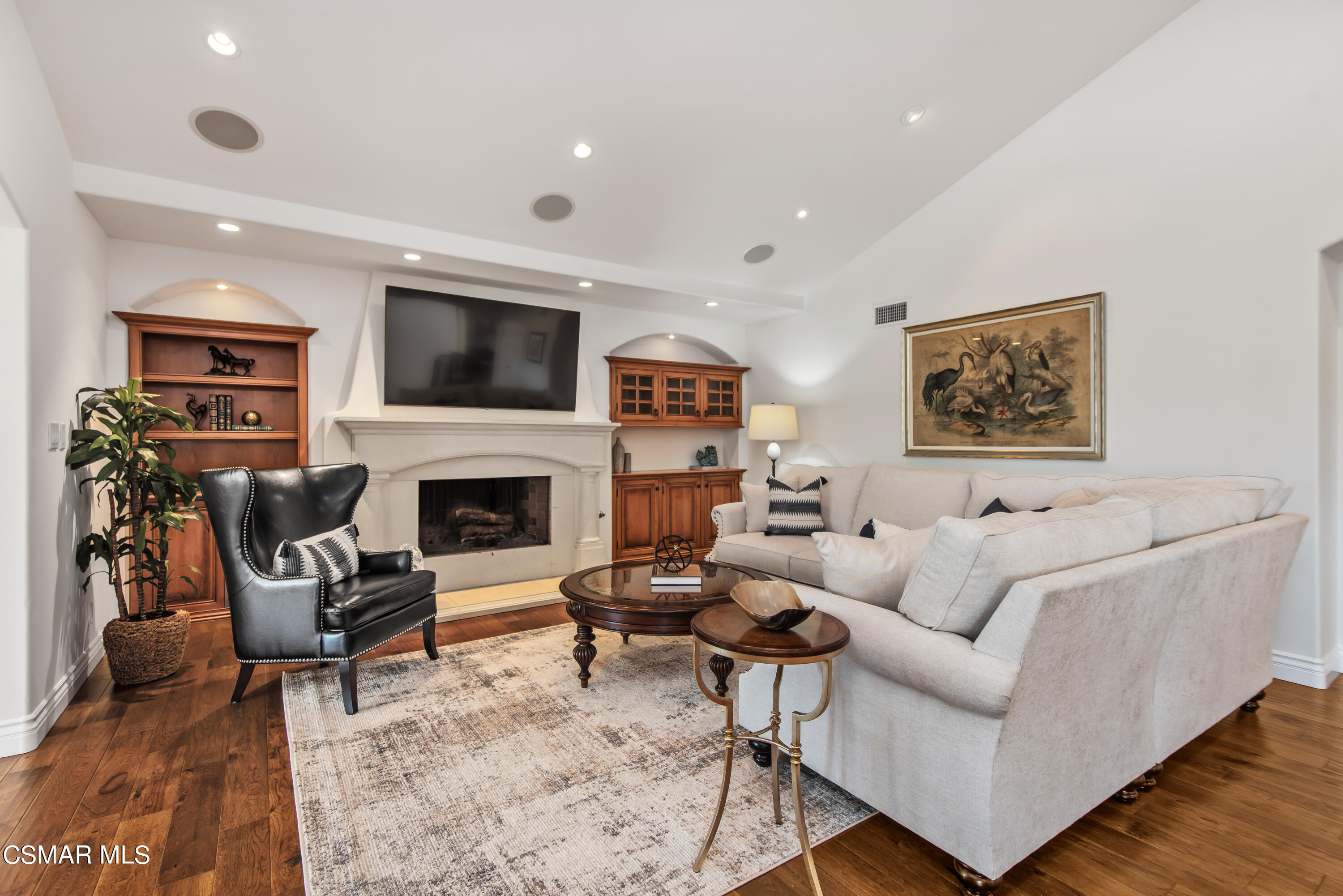 551 Lone Oak Drive