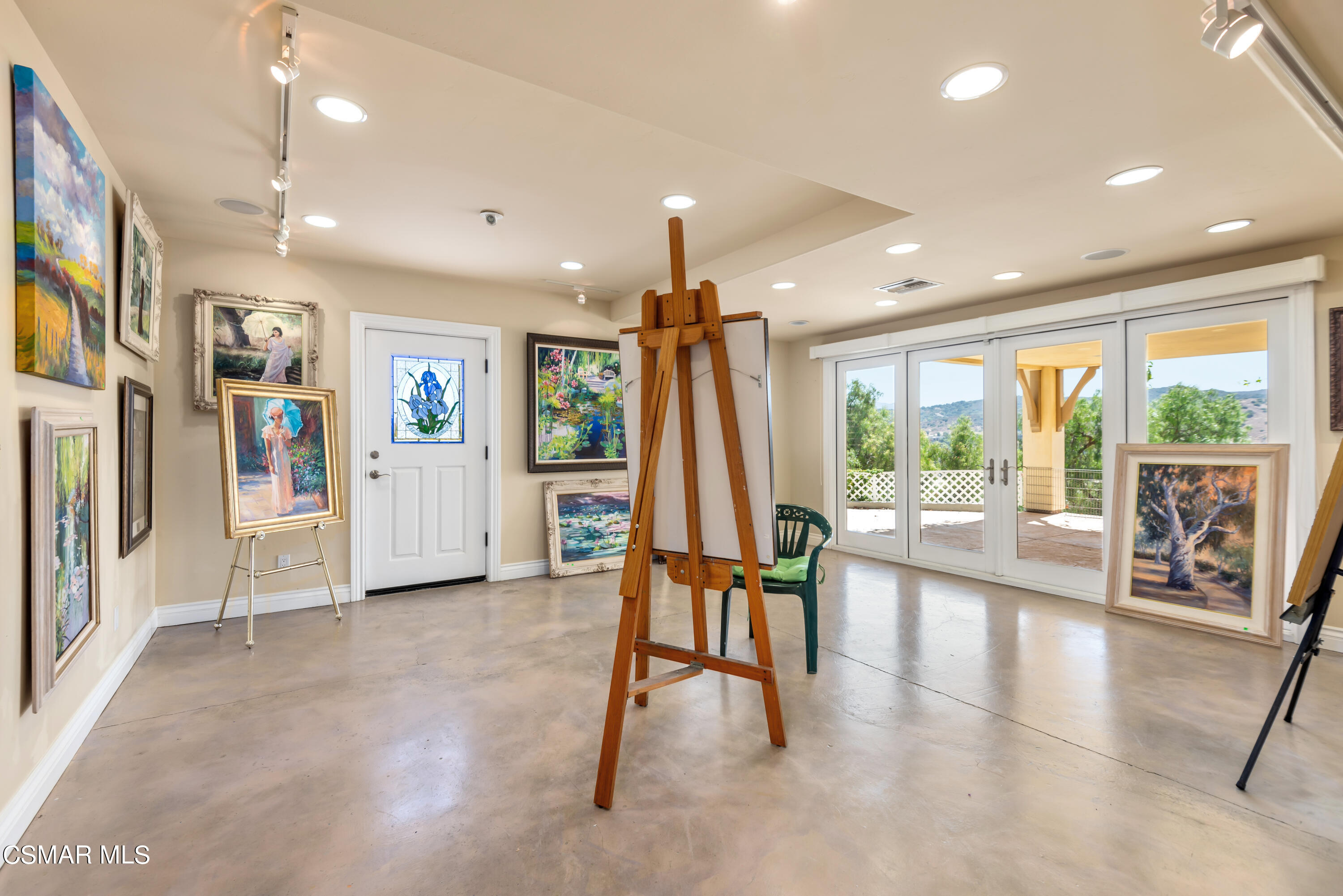 551 Lone Oak Drive