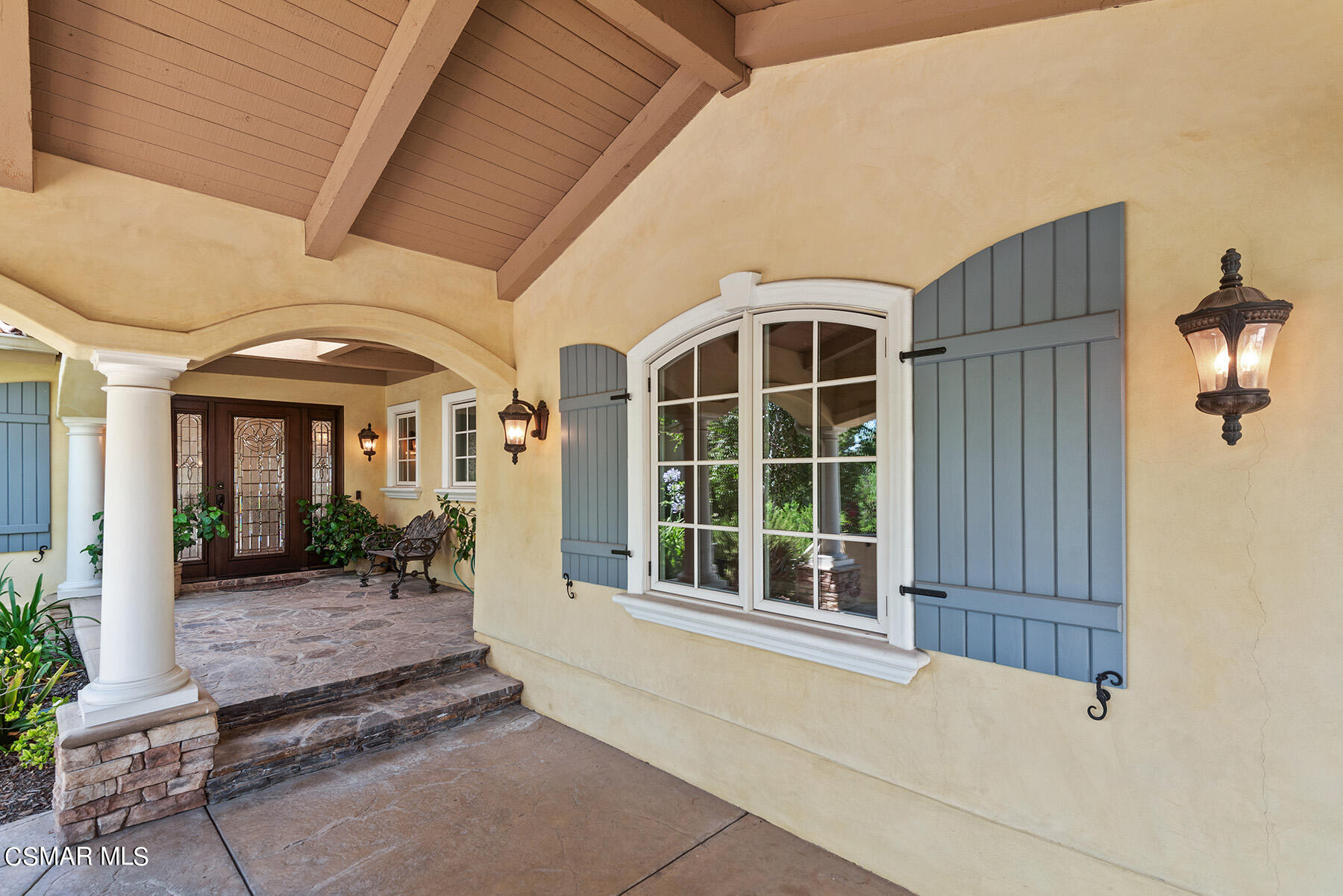 551 Lone Oak Drive