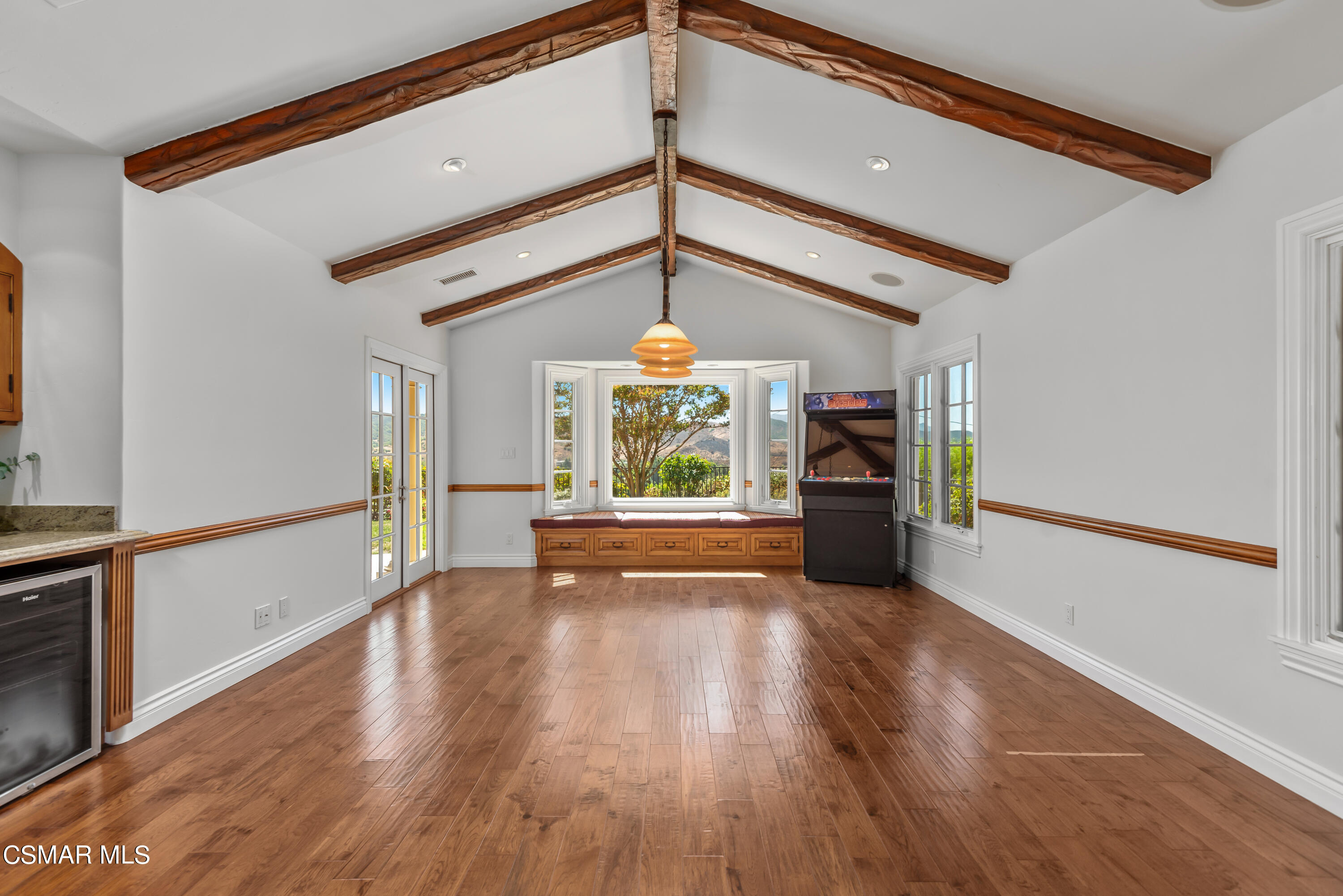 551 Lone Oak Drive