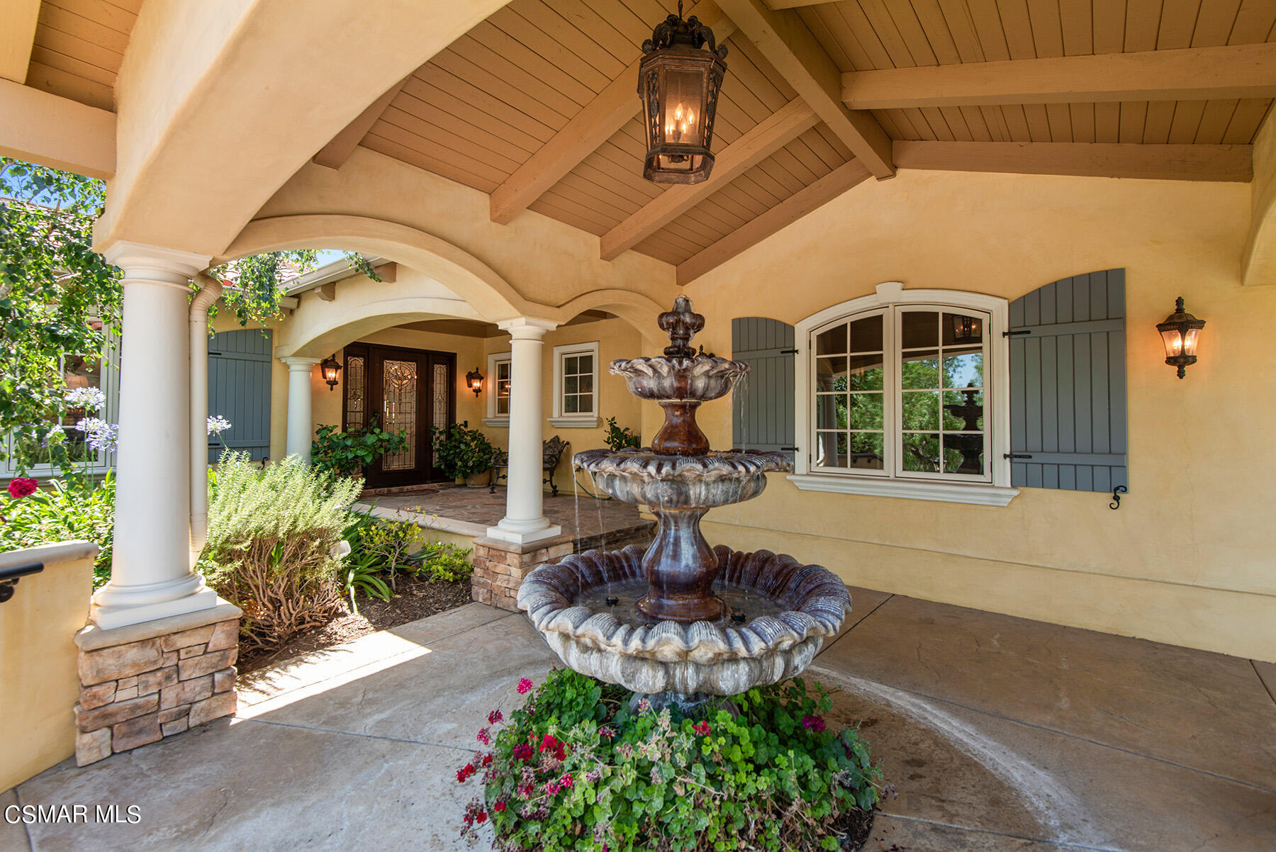 551 Lone Oak Drive