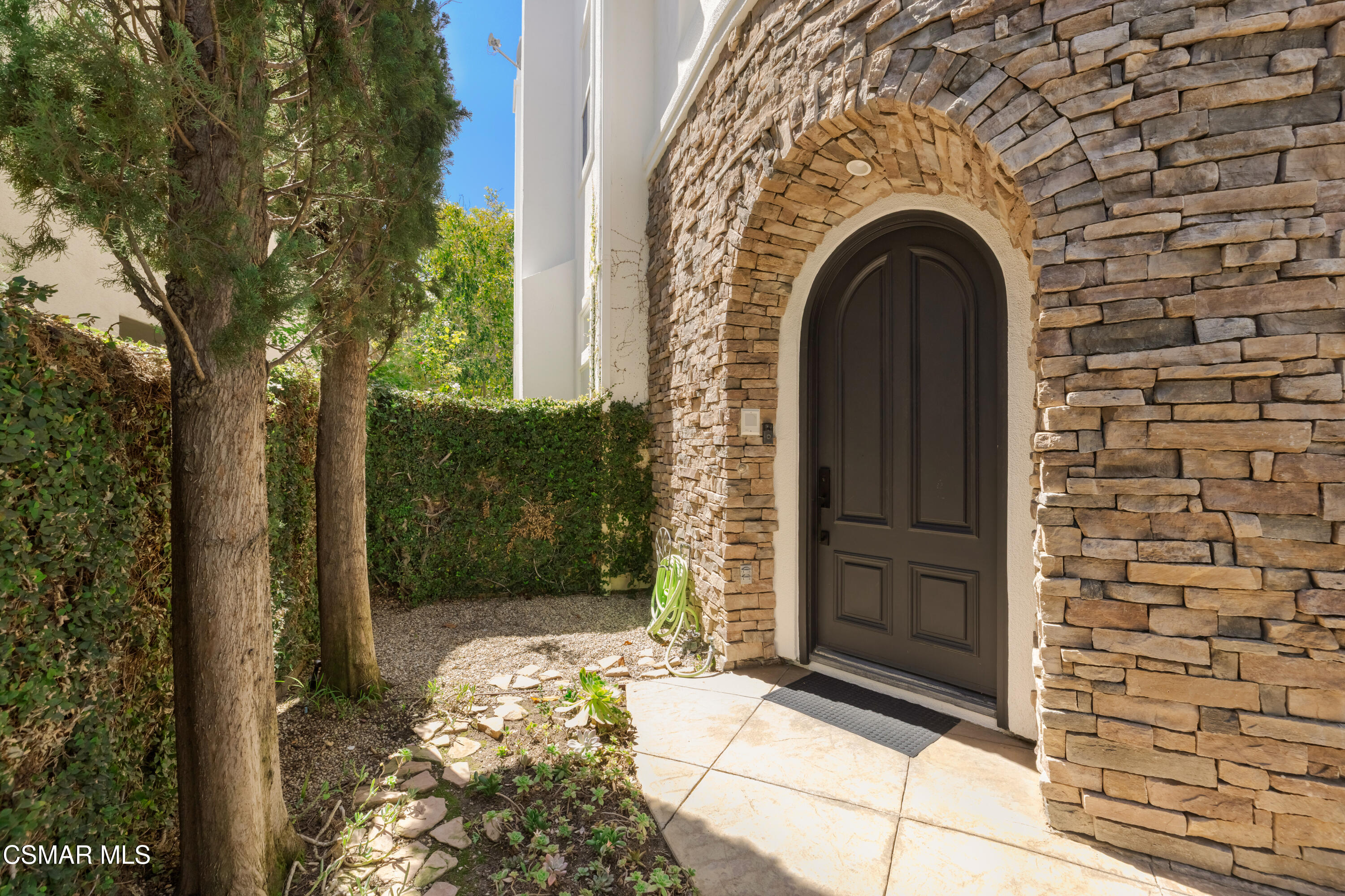 861 Alexandra Court