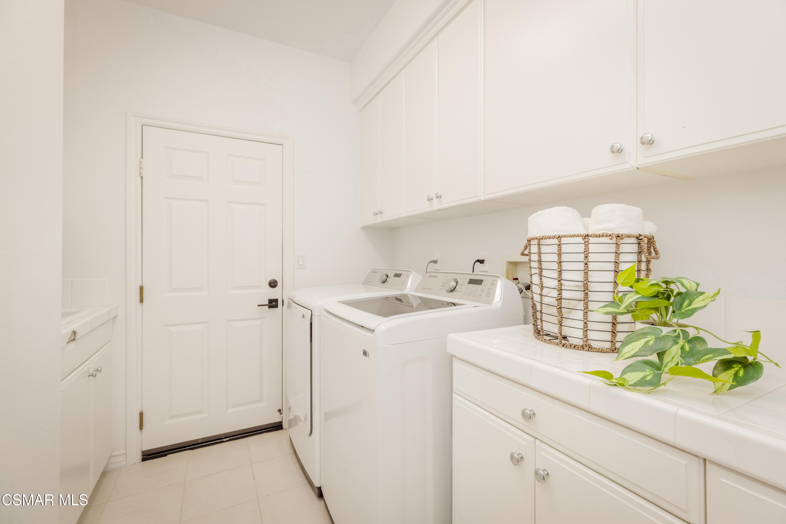 861 Alexandra Court