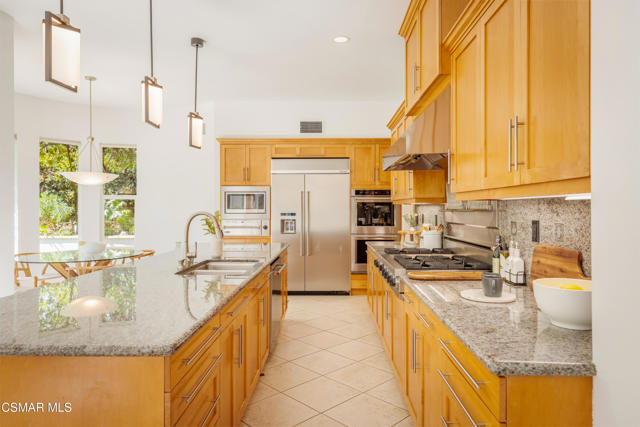 861 Alexandra CT
