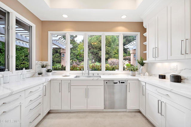 1687 Castlebridge CT