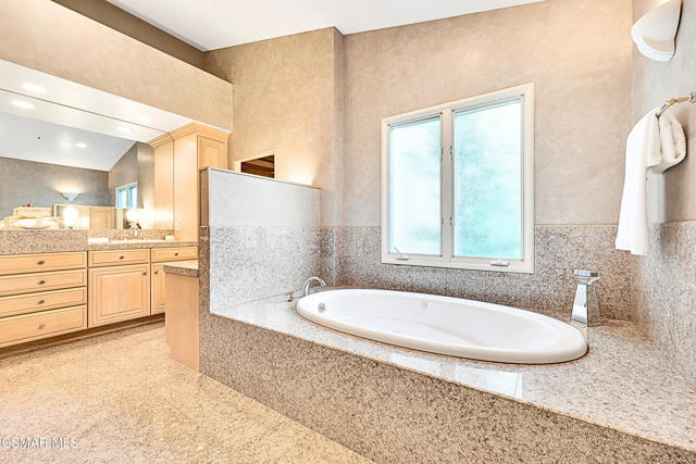 1687 Castlebridge CT