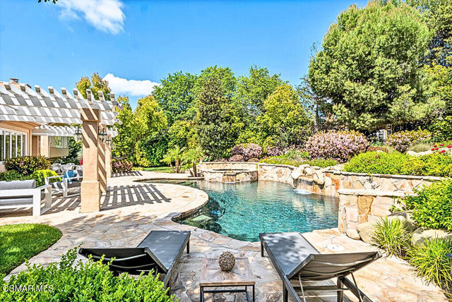 1687 Castlebridge CT