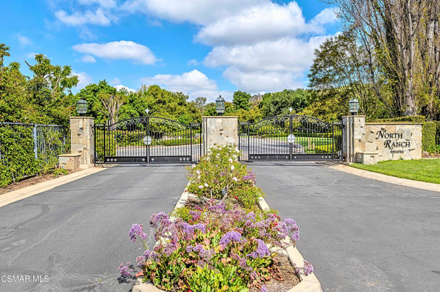 1687 Castlebridge CT