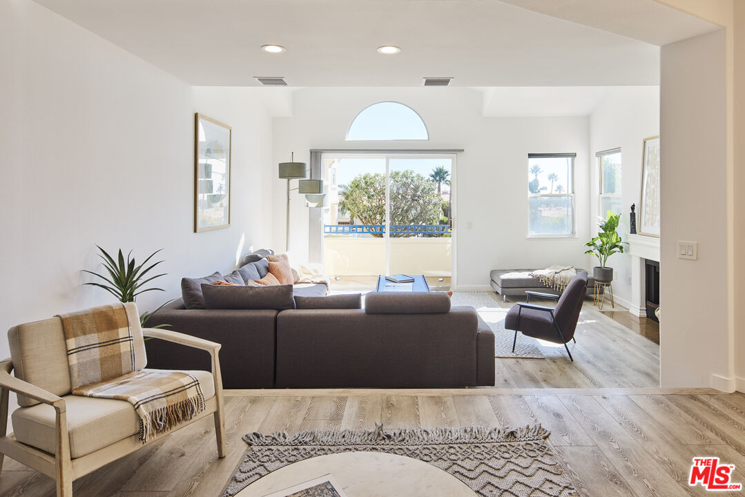 6465 Zuma View Pl Unit: 163