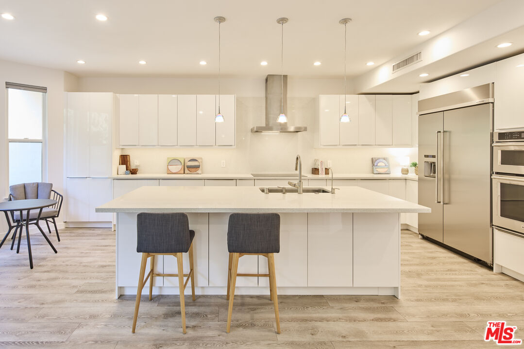 6465 Zuma View Pl Unit: 163