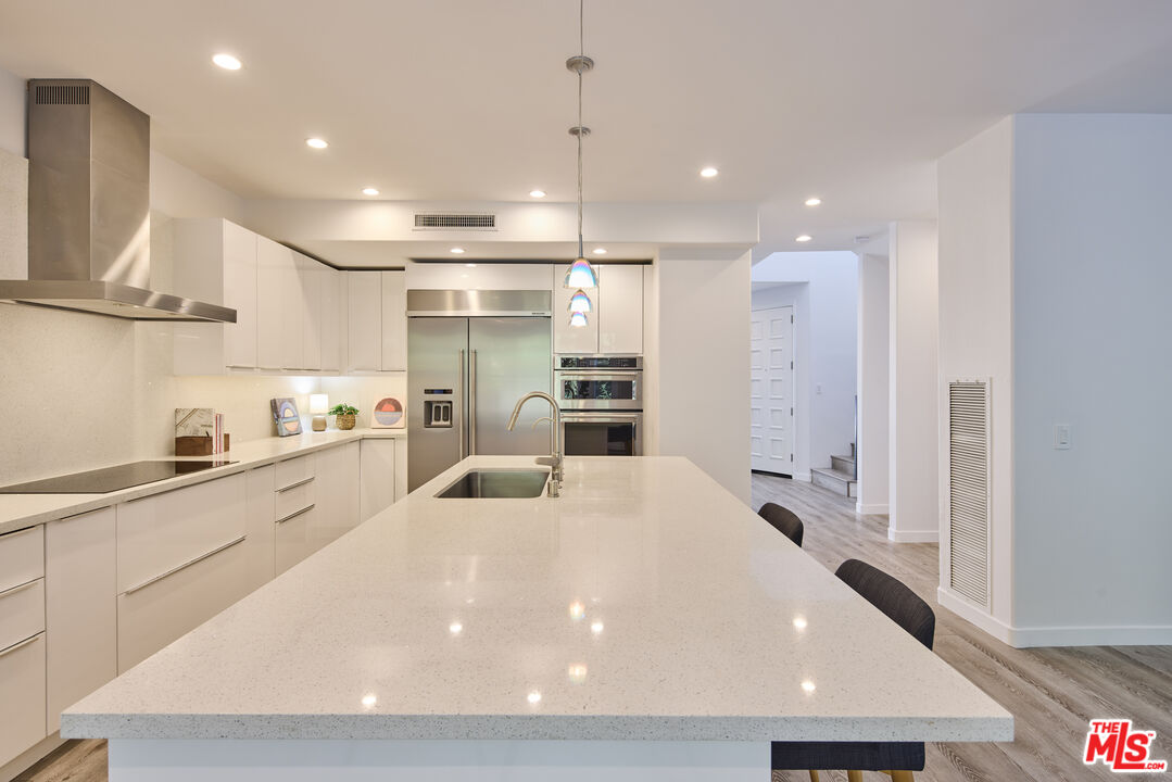 6465 Zuma View Pl Unit: 163