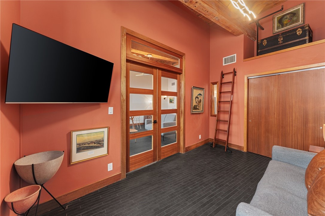 555 South Water Street 317