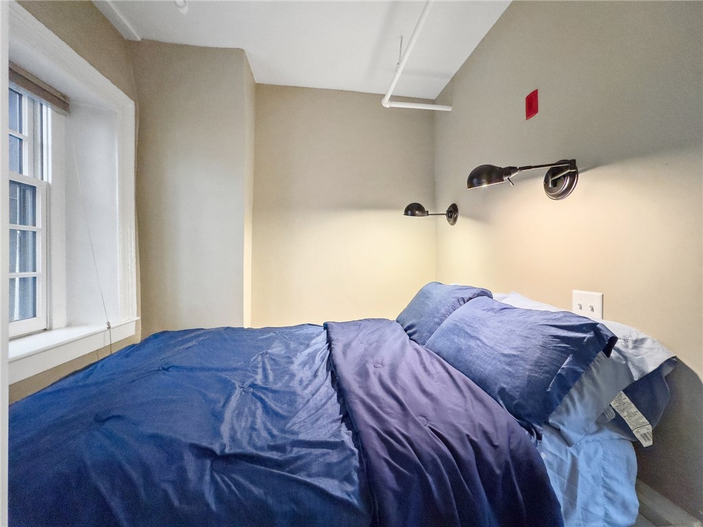 65 Weybosset Street 301