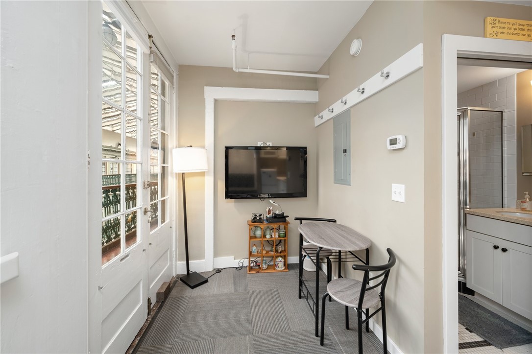 65 Weybosset Street 301