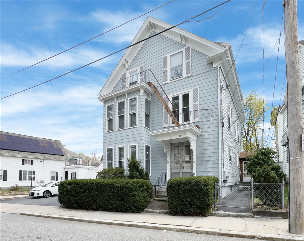 129 Snow Street