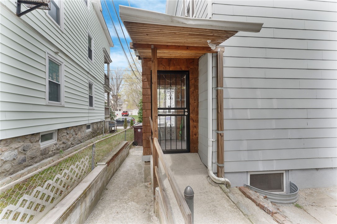 129 Snow Street