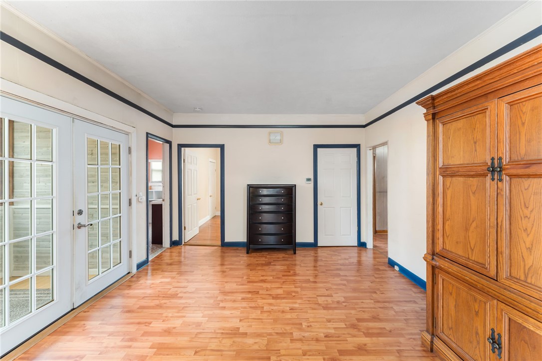 129 Snow Street