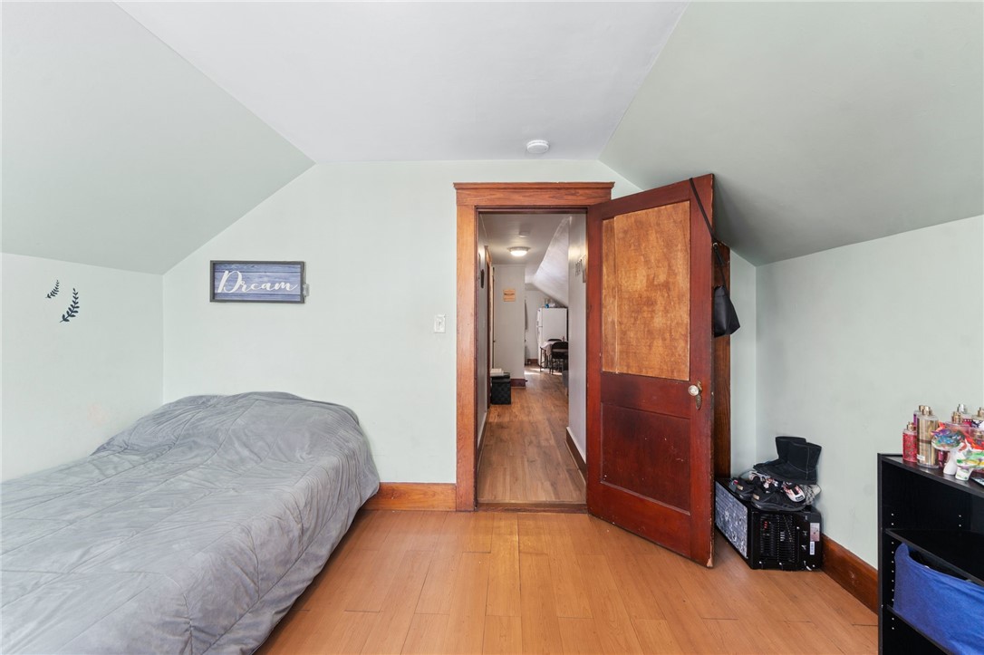 223 Paradis Avenue