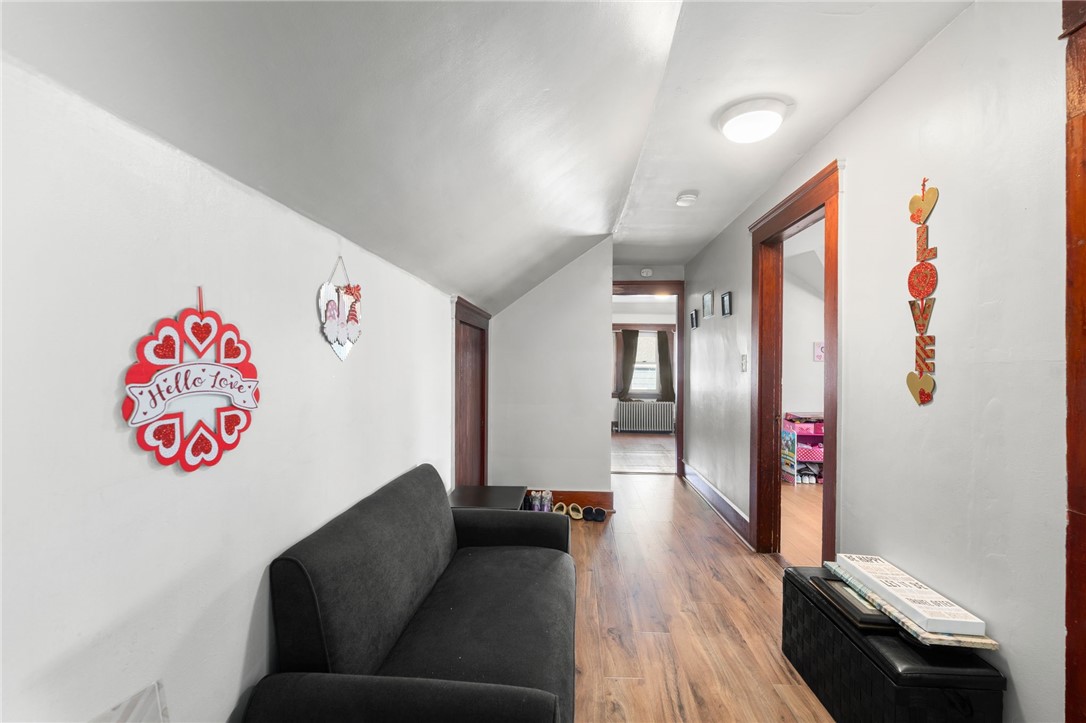 223 Paradis Avenue