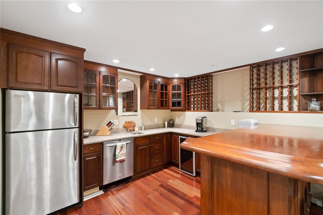 41 Leeward Lane