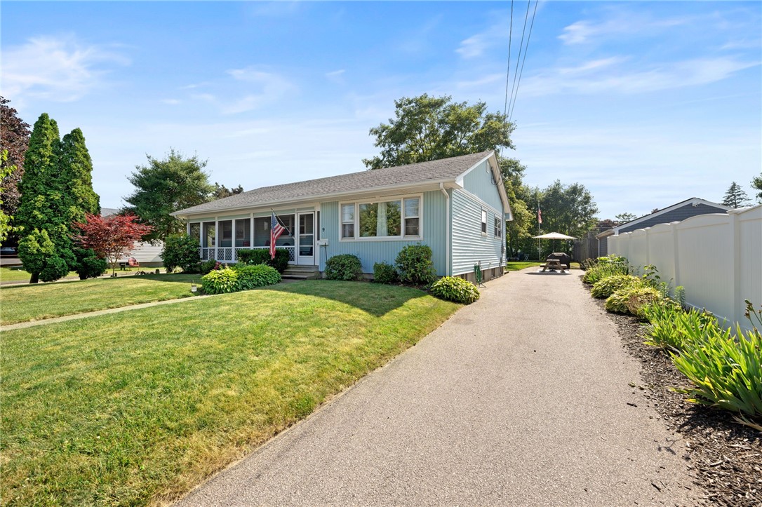 9 Woodlund Avenue