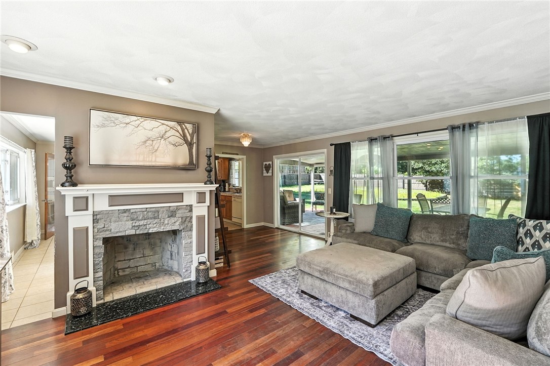 3444 Diamond Hill Road