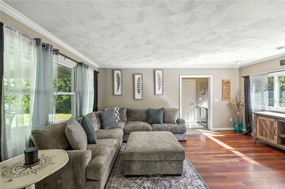 3444 Diamond Hill Road