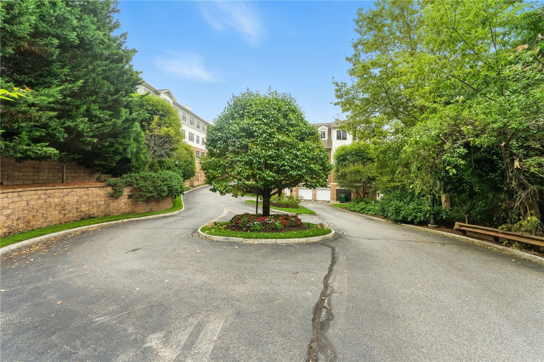 1 Wayland Avenue 102S