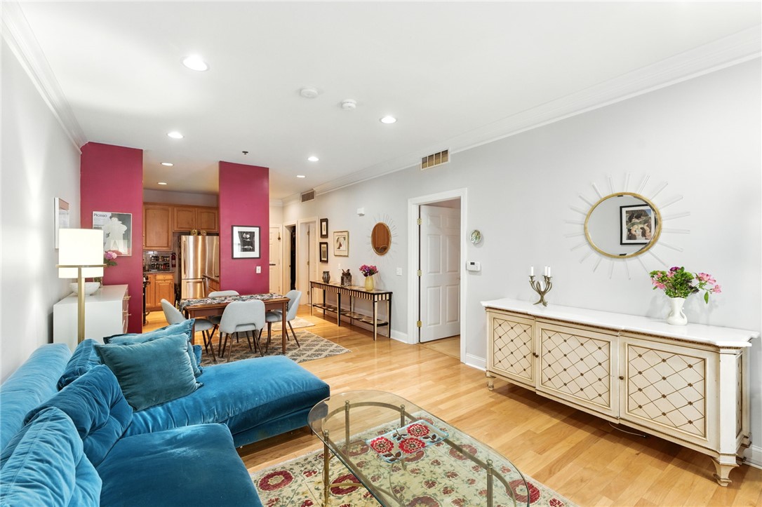 1 Wayland Avenue 102S
