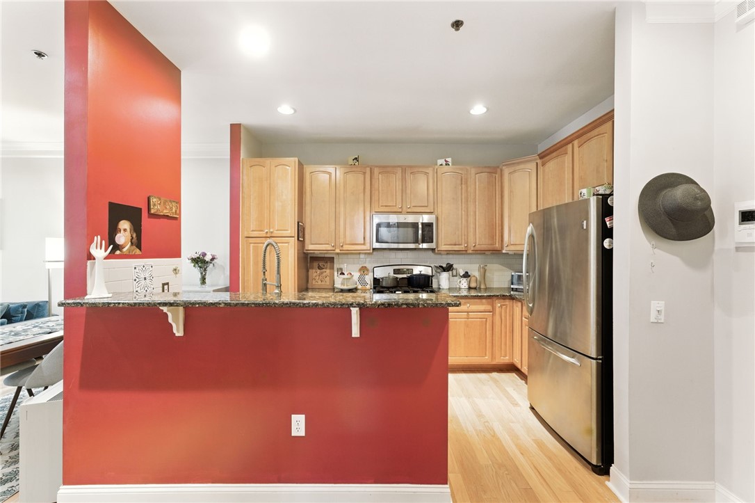 1 Wayland Avenue 102S