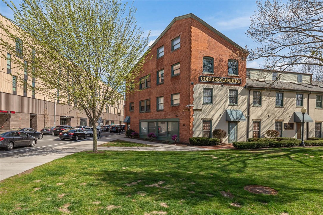 555 South Water Street 329