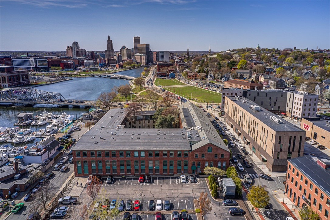 555 South Water Street 329
