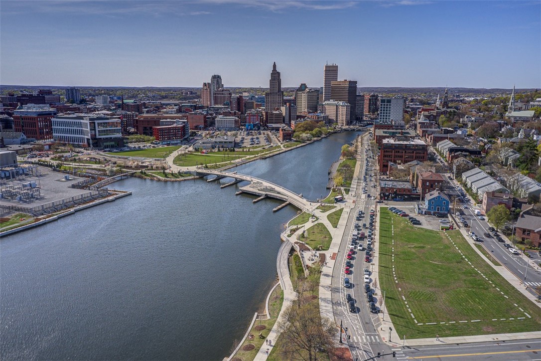 555 South Water Street 329