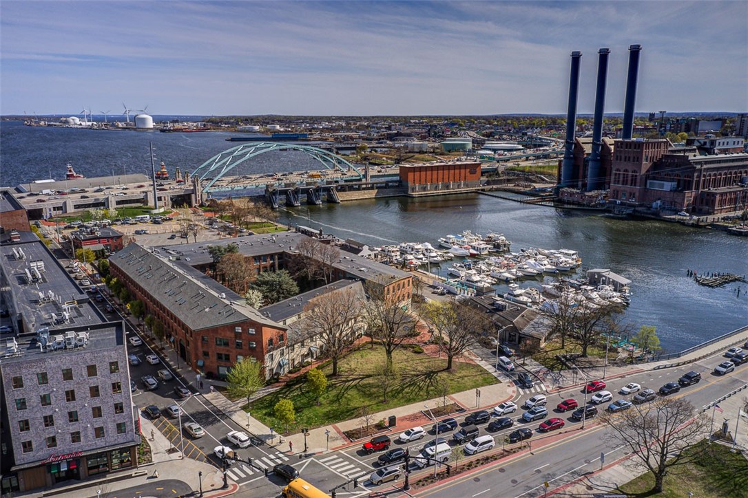 555 South Water Street 329