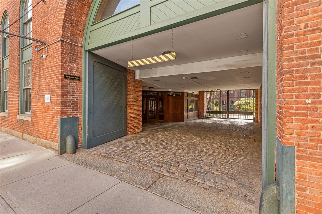 555 South Water Street 329