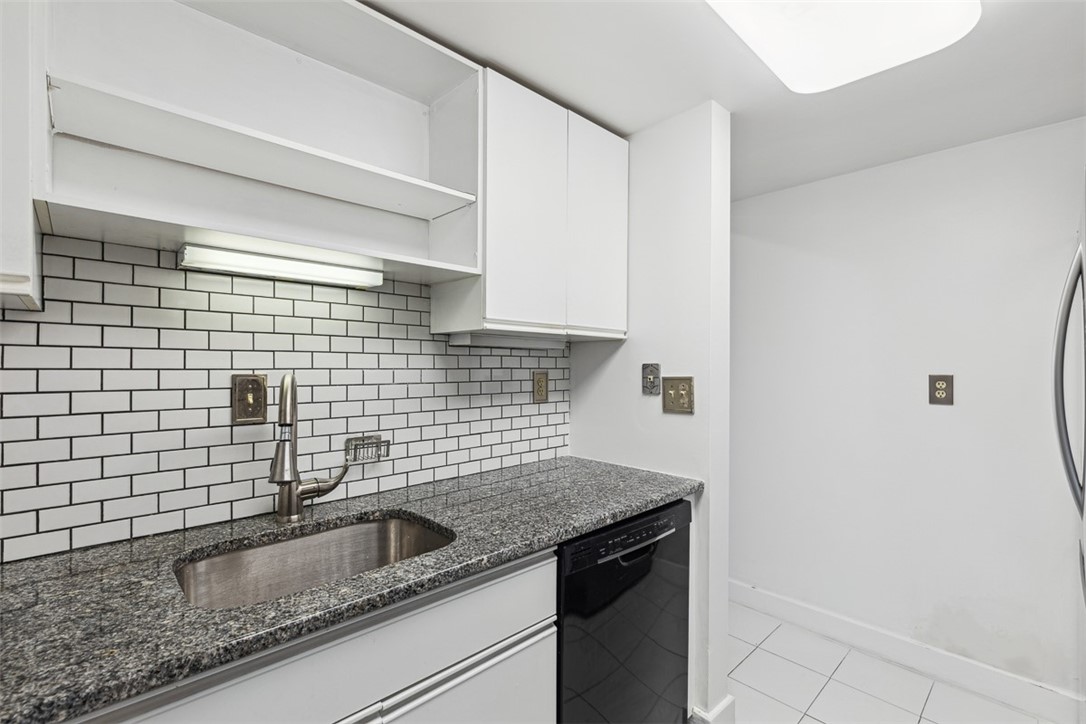 555 South Water Street 329
