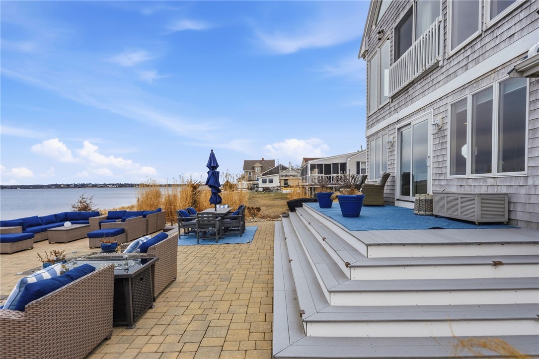 360 Shawomet Avenue