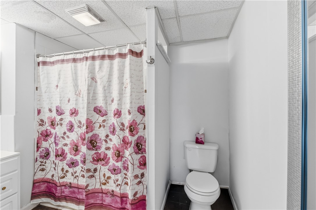 736 Social Street 2R