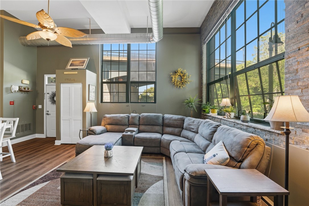 180 Allen Street 101