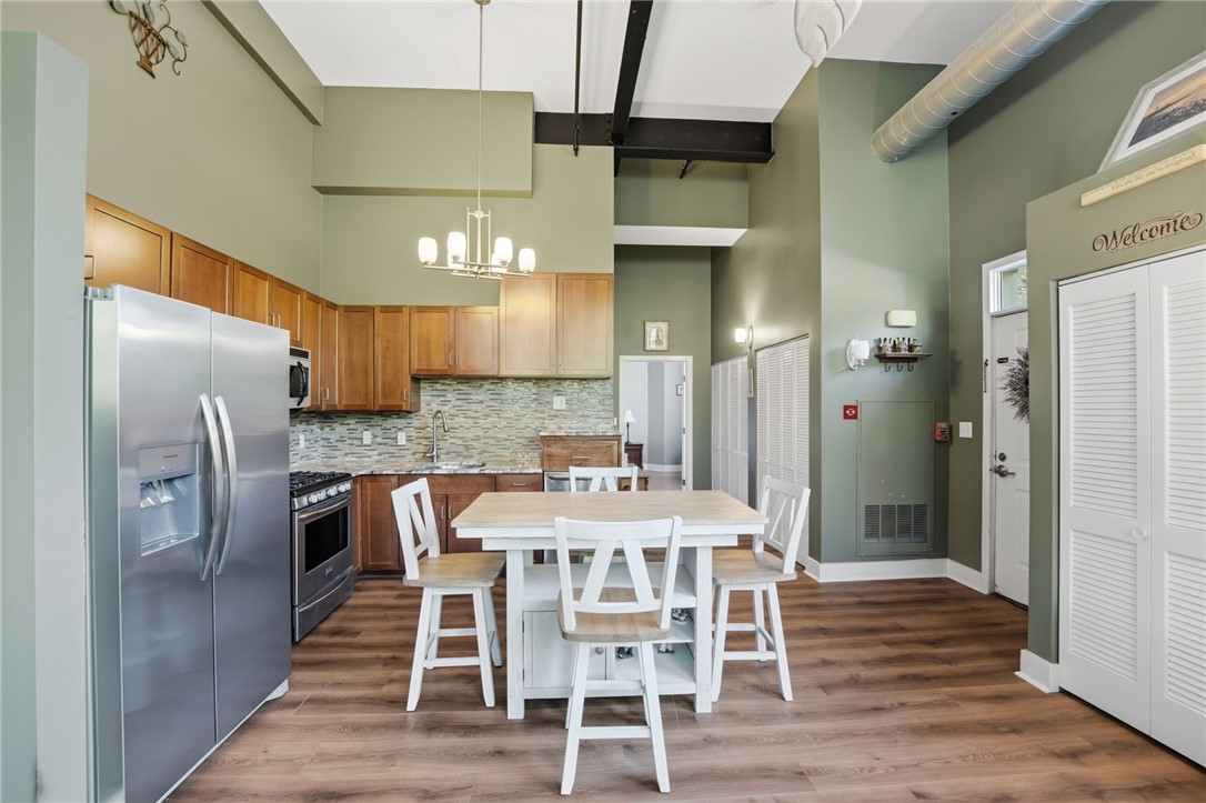 180 Allen Street 101
