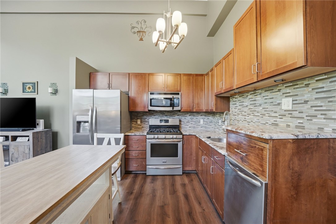 180 Allen Street 101