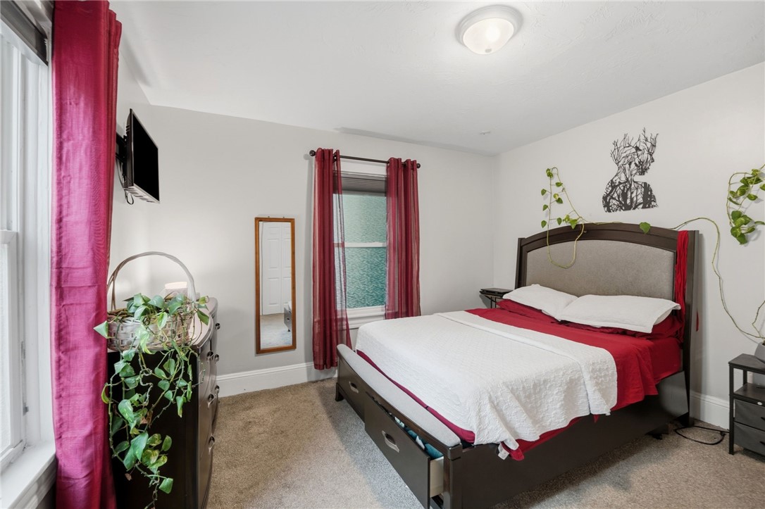 736 Social Street 1R
