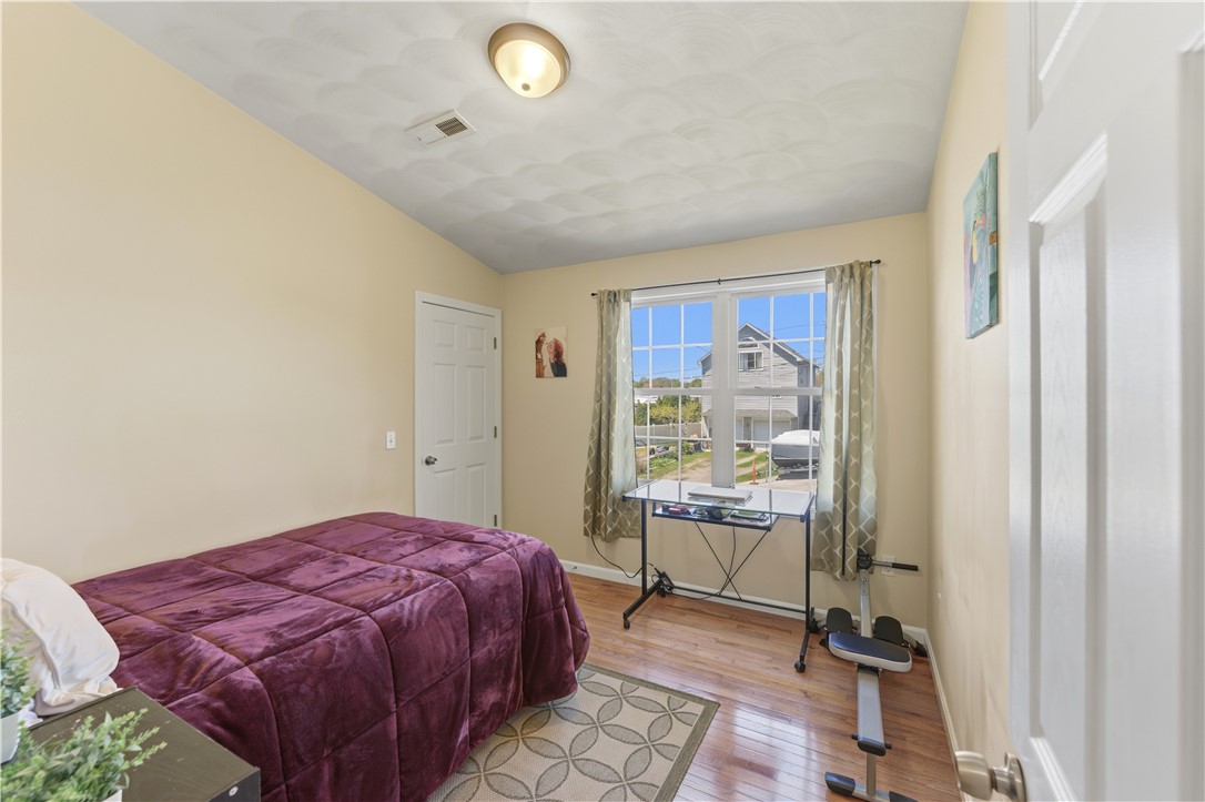 48 Harris Avenue