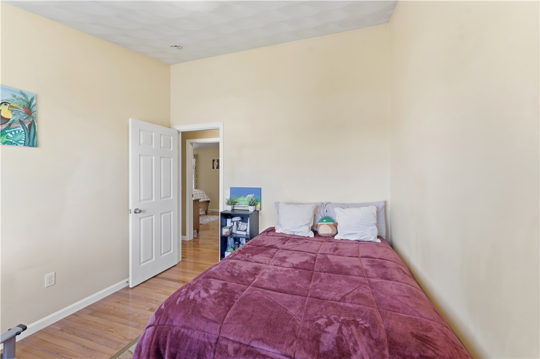 48 Harris Avenue