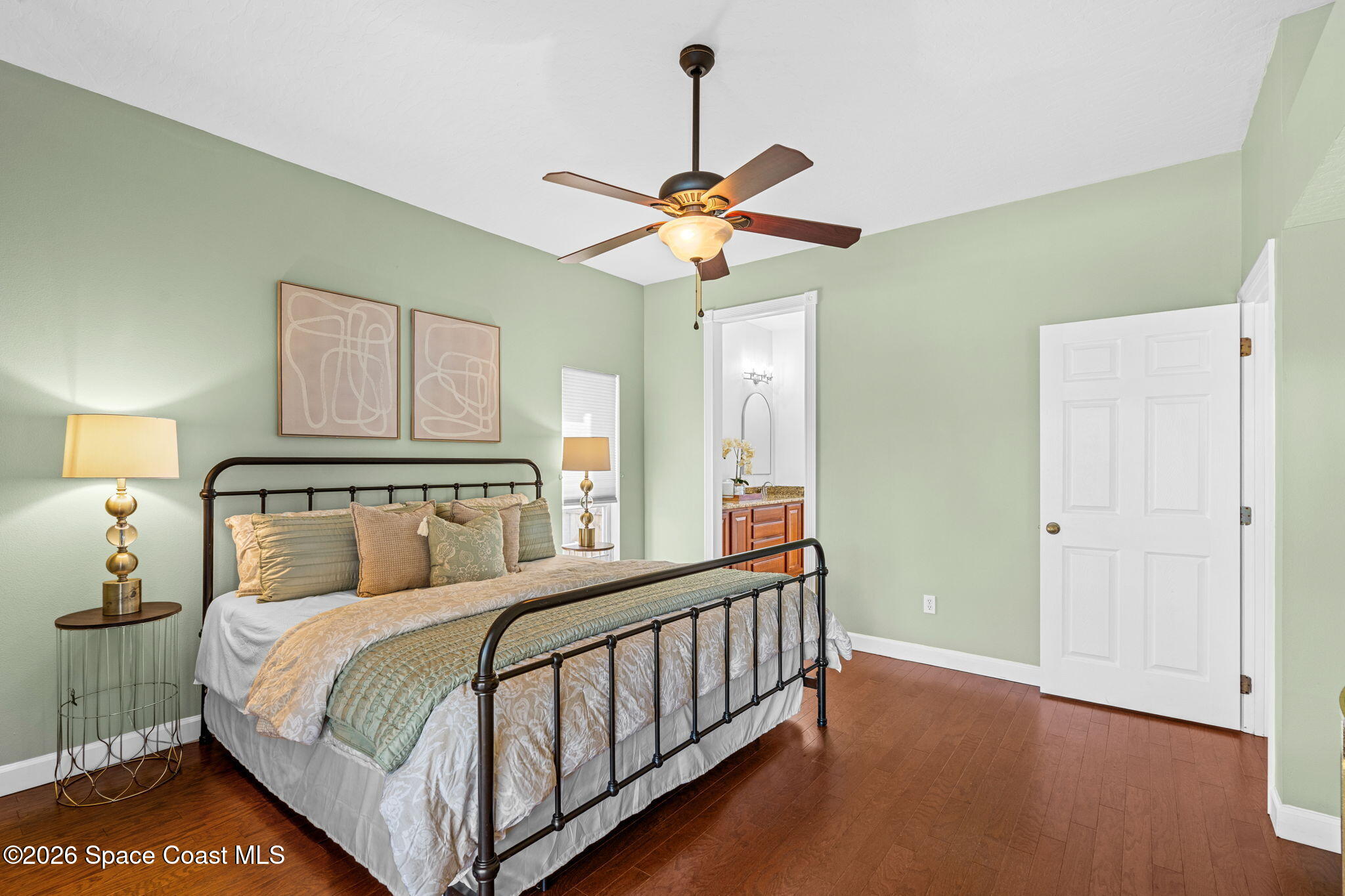 1010 Pelican Lane